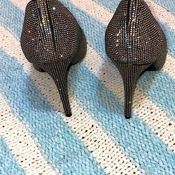 Rhinestone pumps - Picture 6 of 8